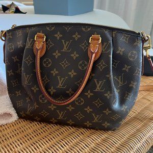 Louis Vuitton Turenne Brown Monogram Purse